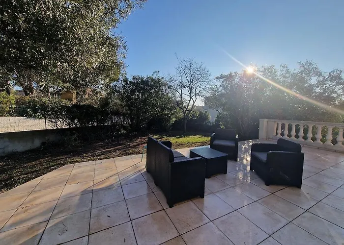 Semesterbostad T3 Calme Avec Jardin Et Stationnement, Proche Montpellier Saint-Georges-dʼOrques