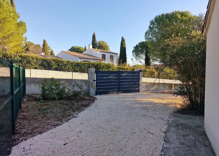 Semesterbostad T3 Calme Avec Jardin Et Stationnement, Proche Montpellier *